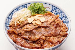 炙り牛カルビ丼