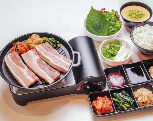 豚カルビサムギョプサル定食