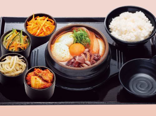 チュクミスンドゥブ定食