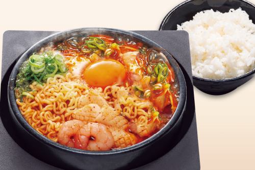 海鮮辛ラーメン定食