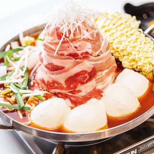 肉タワースンドゥブ鍋