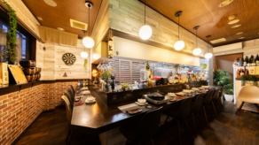 小さなアットホームな店内で６名様から貸し切りできます。ダーツもあるので二次会・三次会の利用もおすすめです。貸切の場合のみ希望があれば21時以降は喫煙可能です。