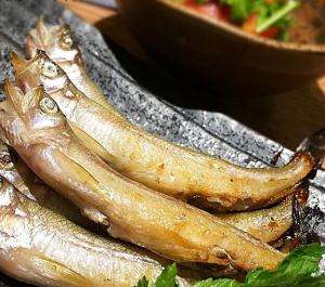 本ししゃも＆樺太ししゃも食べ比べ