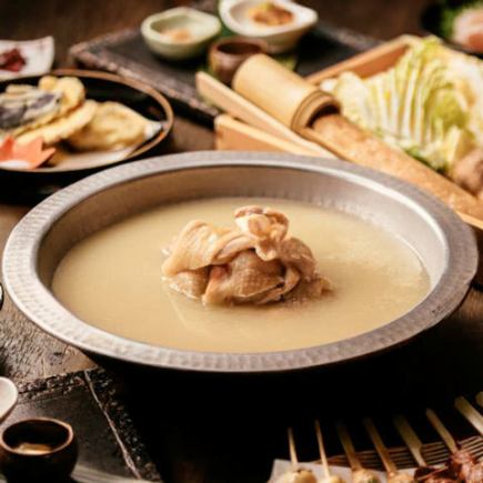 3小時無限暢飲(含生啤)「信玄雞汆鍋和黑毛和牛(技法)套餐」8道菜共7100日元⇒6100日元