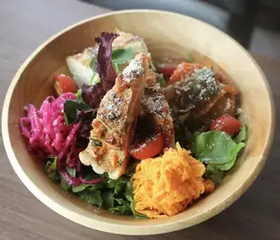Quiche Deli Salad