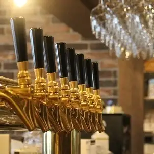 ◎火・水・木限定【カジュアルコース】自家製クラフトビール全種含む２時間飲み放題＋お料理8品