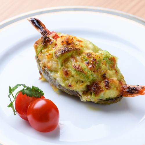 Shrimp avocado cheese gratin ● 580 yen (638 yen including tax)