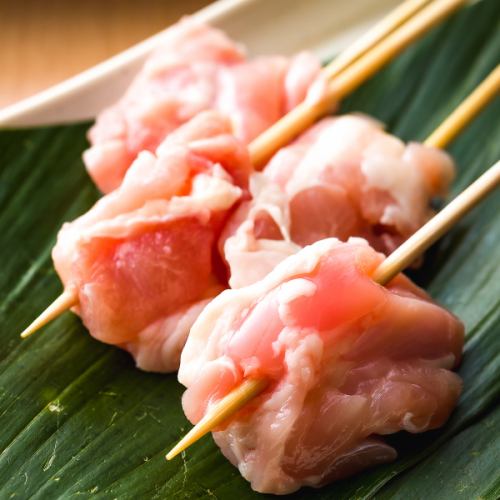 [Popular skewer ranking 5th] Chicken thigh meat.Chicken is also refreshing and recommended ♪