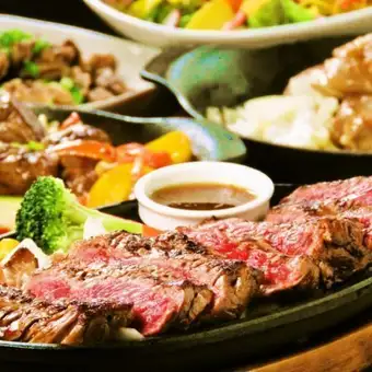 ●3小时畅饮◆包含5种新鲜鱼类、烤牛肉和自选国产牛肉的10道菜套餐：“时令祭典套餐” 5999日元 ⇒ 4999日元