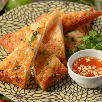 圧倒的人気N01 "エビトースト" 忘れられない味と食感！