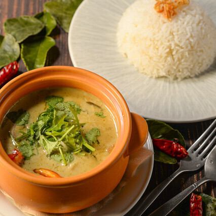 鶏肉と茄子のグリーンカレー