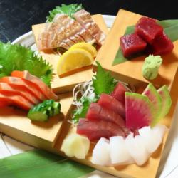活タコ造り/馬刺し（春野）/カツオ刺身　(5切）/刺身三種盛り