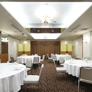 【宴会場】ホテルサンルート新潟2Ｆに併設した宴会場があり、宴会場用のコースをご用意しております。最大80名様まで対応可能です。詳しくはコース内の「宴会場コース」をご参照ください。