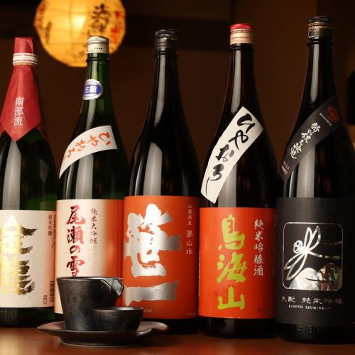 Local sake and shochu selected by the manager