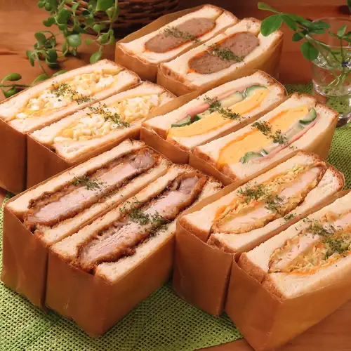 食事が気軽に楽しめるカフェ