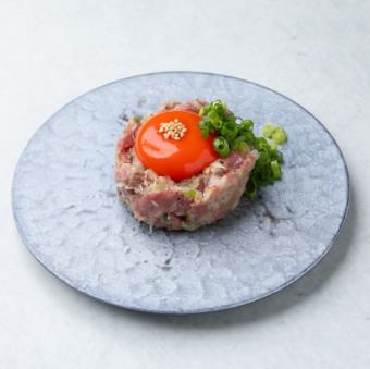 レアステーキユッケ風