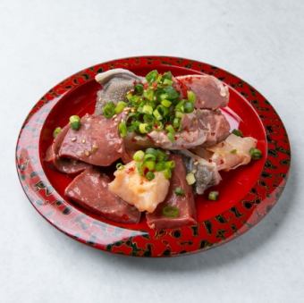 ホルモンの盛合せ 塩