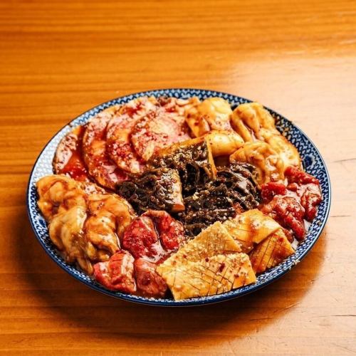 ホルモン盛り込み　小