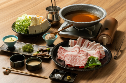 【当店1番人気】 あぐー豚と特選沖縄黒毛和牛のしゃぶしゃぶコース 御一人様 9500円(税込)