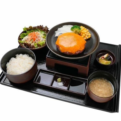 とろけるチーズハンバーグ御膳 Mサイズ(200g)