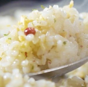 【RECIPE】ハンバーグの上質な脂で作る“ご馳走”ガーリックライス