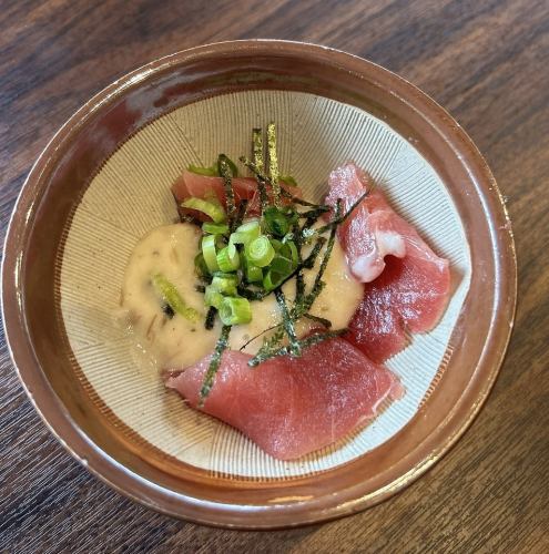 【とろろと合わせて】マグロのお刺身とやまかけ　