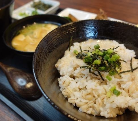 【看板メニュー】当店自慢の自然薯メニューをお楽しみください！