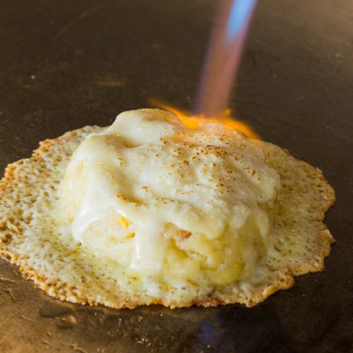 鉄板で焼きポテサラ