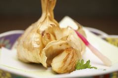 Deep-fried whole garlic