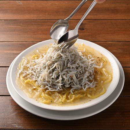 釜揚げしらすのスープペペロンチーノ