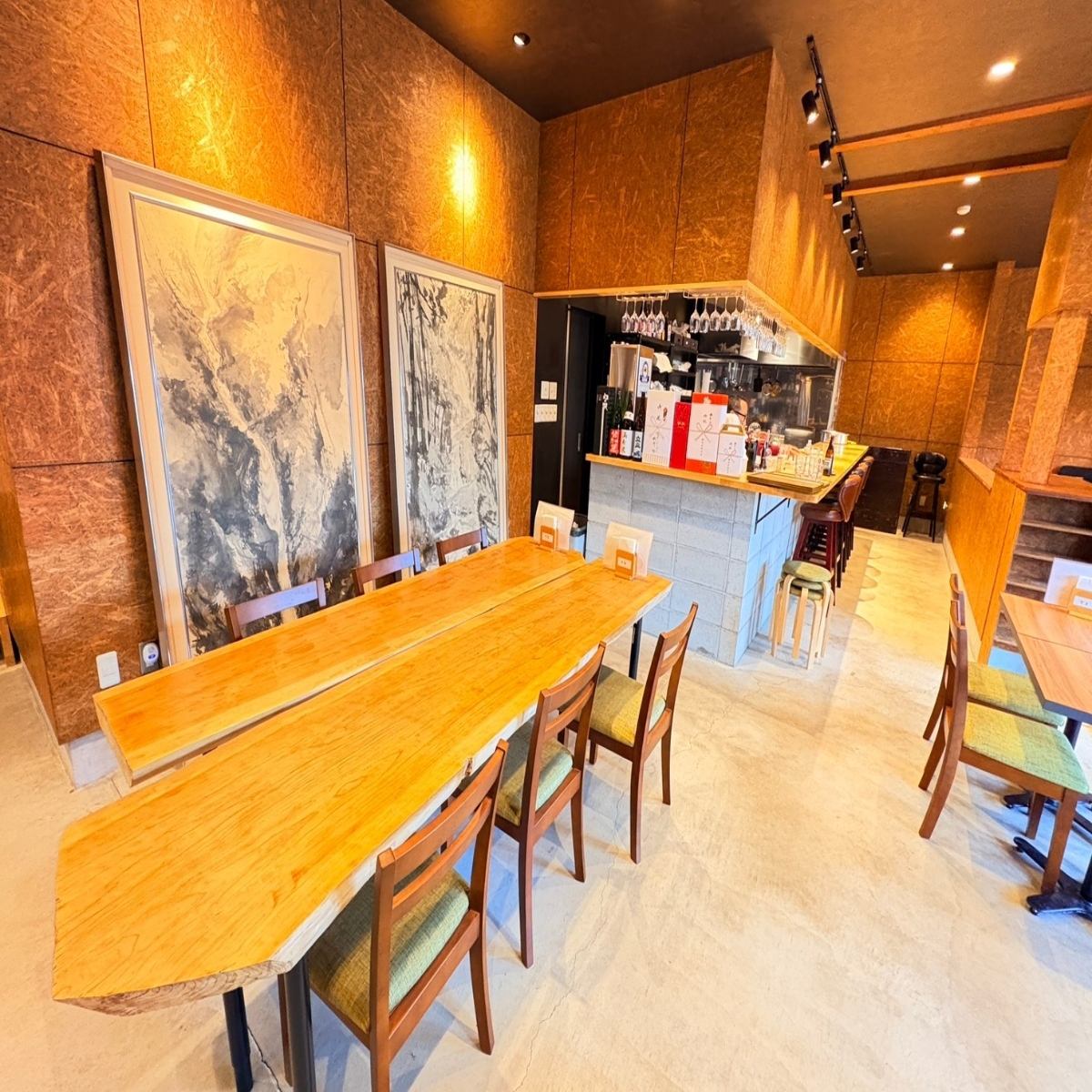 木の温もり溢れる上質な空間。周りを気にせず貸切パーティーを。