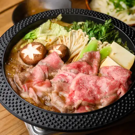 とやま和牛 酒粕育ち サーロインすき焼き コース