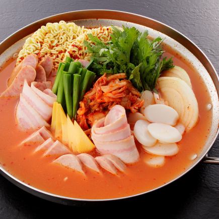 歓送迎会に！全9品！4種から選べる韓国鍋×人気韓国料理【120分飲み放題付】 4480円(税込) 