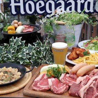 【关西唯一的Hoegaarden啤酒花园】厚切牛排和羊排的高级BBQ套餐