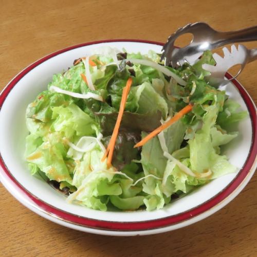グリーンサラダ(新鮮な野菜サラダ)