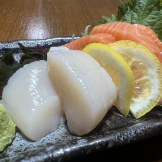 Salmon & scallops / bonito tataki