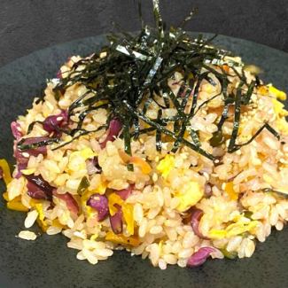 旨いべ田舎チャーハン/梅ジャコチャーハン