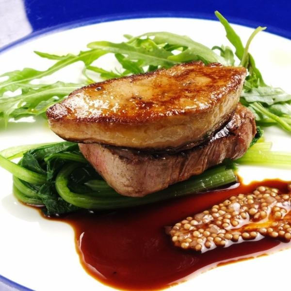 Veal fillet and foie gras with porto sauce