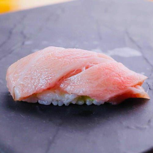 The craftsmanship shines through! Authentic sushi restaurant quality!