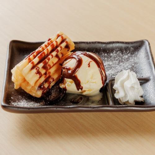 吉事果配香草冰淇淋