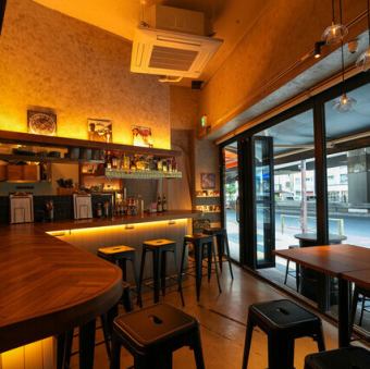 【1F・テーブル席：3～8名席】テーブル席は基本3名様からのご案内となります。（ご予約時の空席状況によってはカウンターとなる場合もございます）