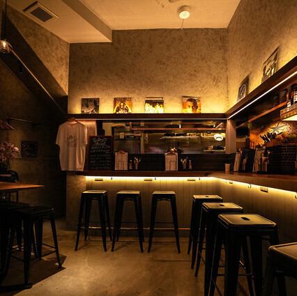 貸切大歓迎です！カラオケ・モニター・DJ機材などの設備も充実◎