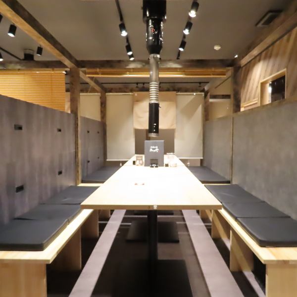 [A restaurant loved by locals ♪] There are multiple tables available! Perfect for families, friends, coworkers... it's all up to you.If you want to eat meat, be sure to come to Yakiniku Kobo Mitsuya!