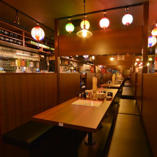 Dokan and Wai Wai public bar! Easy-to-use BOX seats are a perfect space for a quick drink on your way home from work!