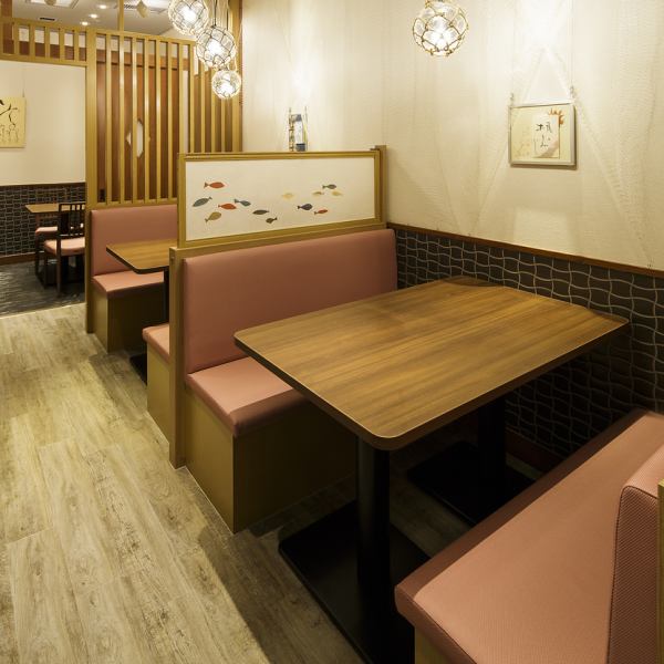 [Table seats] Table seats BOX type seats allow you to enjoy your meal with peace of mind without worrying about your surroundings.All the staff are thoroughly taking measures against infectious diseases, so please feel free to visit us.