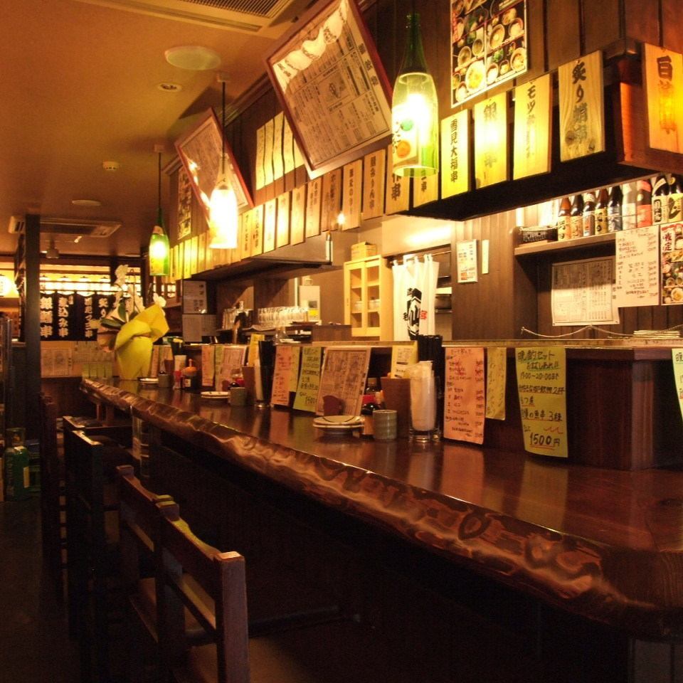 Popular counter seats that are easy to go to!Enjoy food and drinks to the fullest