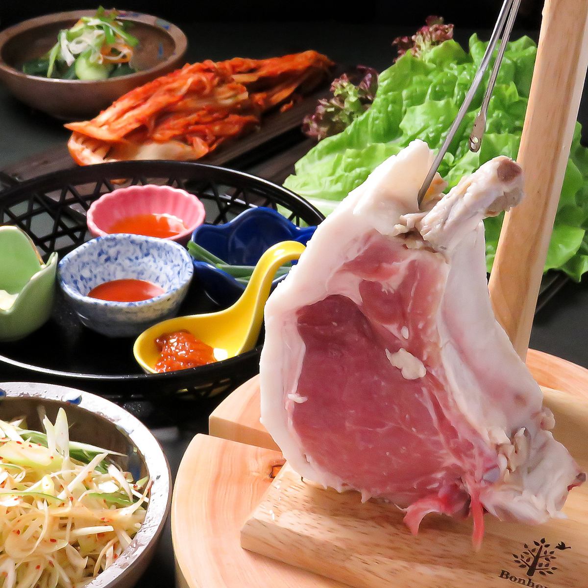 熟成豬肉五花肉和烤肉2小時無限量暢吃套餐4,400日元起！