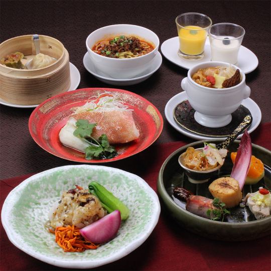 [Includes 1 drink / Ingredients round course] Dim sum, large shrimp dishes, etc. 7 dishes total 8,750 yen ⇒ 7,500 yen