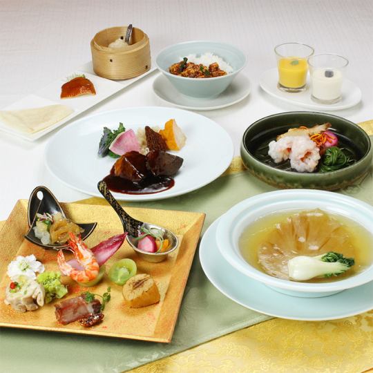 《唐套餐+1杯飲料》特別席♪魚翅、大蝦等高級食材6道菜 13,250日元 ⇒ 12,000日元