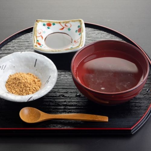 Kikuju kikjyu 的 kumiage warabi mochi